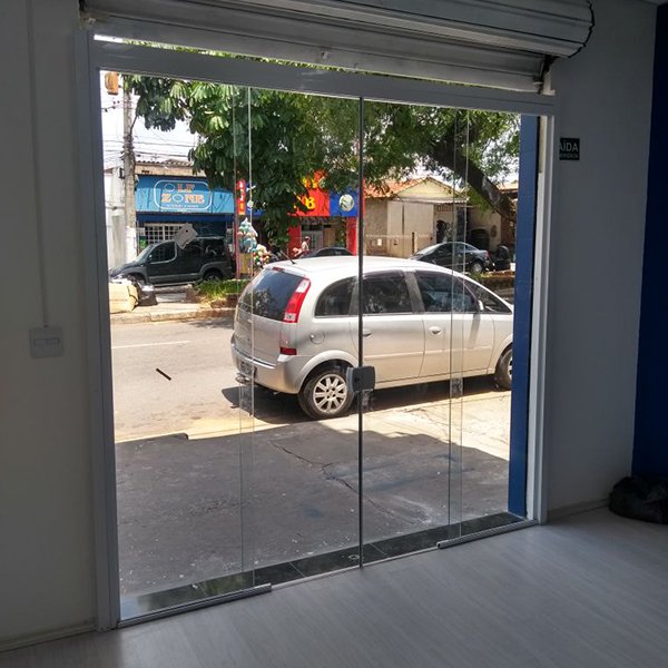 Porta de vidro 2 fixas e 2 correm padrão para loja